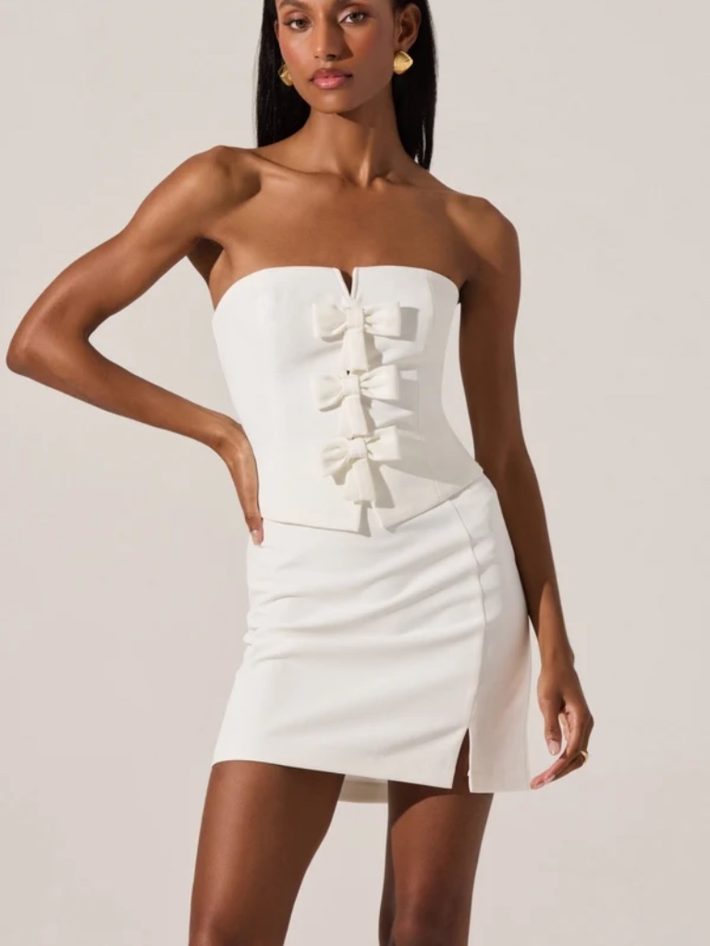 Astr Strapless Layered Bow Mini Dress - size large